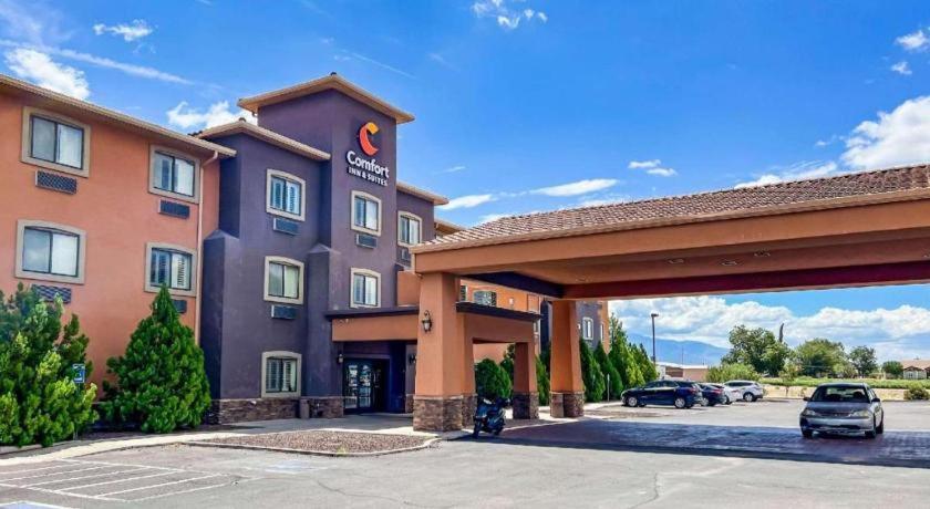 Comfort Inn And Suites Thatcher Exterior photo